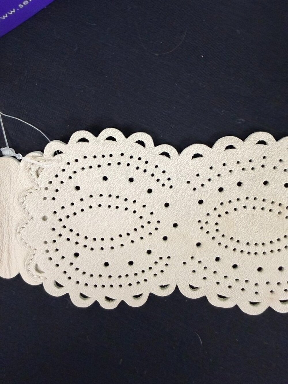 Seraphine‎ Light Gray Amelia Laser Cut Leather Belt SM NWT
